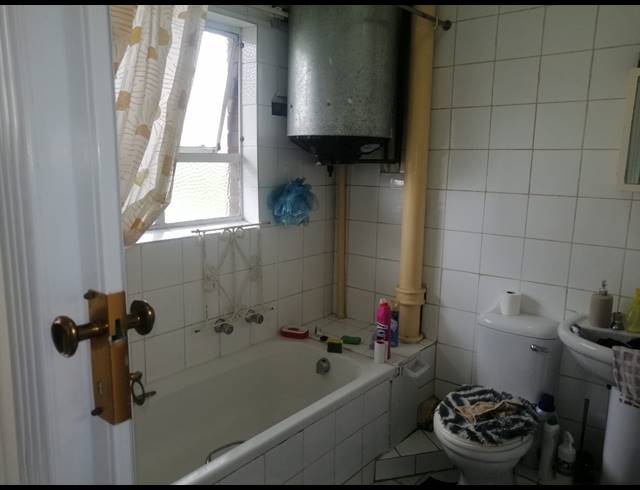 1.5 BEDROOM FLAT FOR SALE IN UMBILO